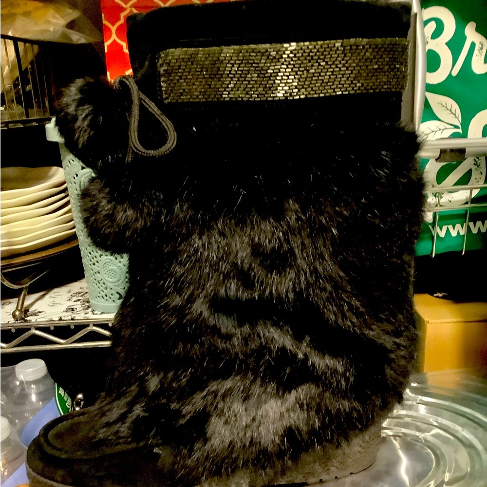 COACH FAUX FUR BOOTS, built in heel, Sherpa Lining (Size 10, fits like 9 1/2)